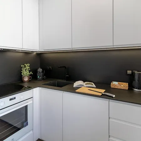 Comfort In Business Center